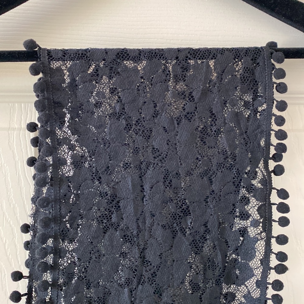 Scarf - Picture 2 of 5